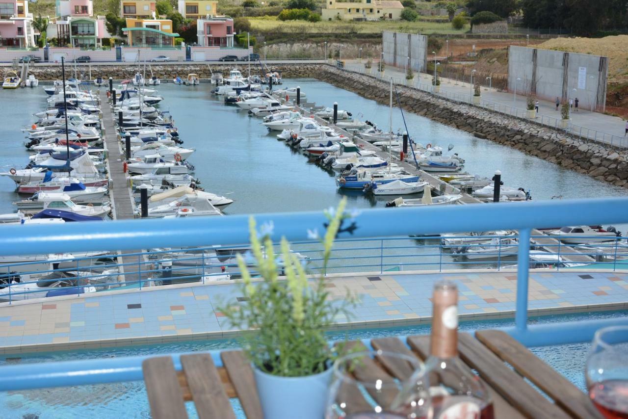 Stunning Apartment With Marina Views Albufeira Eksteriør billede